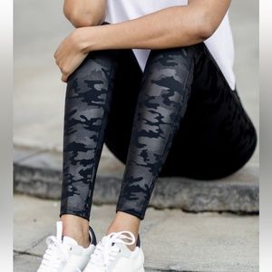 Spanx Camo Faux Leather Legging - Medium